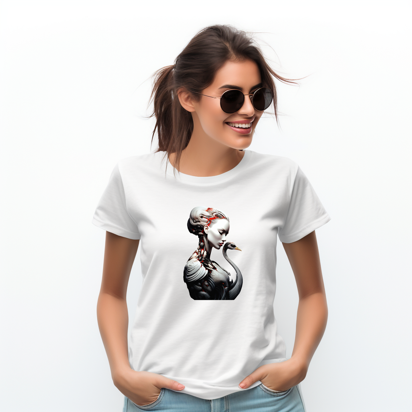 Stilingi balti marškinėliai su unikaliu gulbės moters atvaizdu, simbolizuojančiu laisvę ir originalumą. Designedbyme.lt kūrybiškas dizainas, tobulas kasdieniam dėvėjimui ar dovanai. Moderni ir patraukli išvaizda, Moteriški marškinėliai, BESTSELLER'iai, Naujausi dizainai
